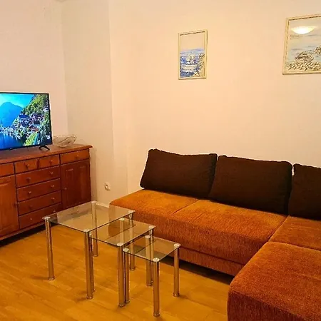 בית נופש House Lili ורסי